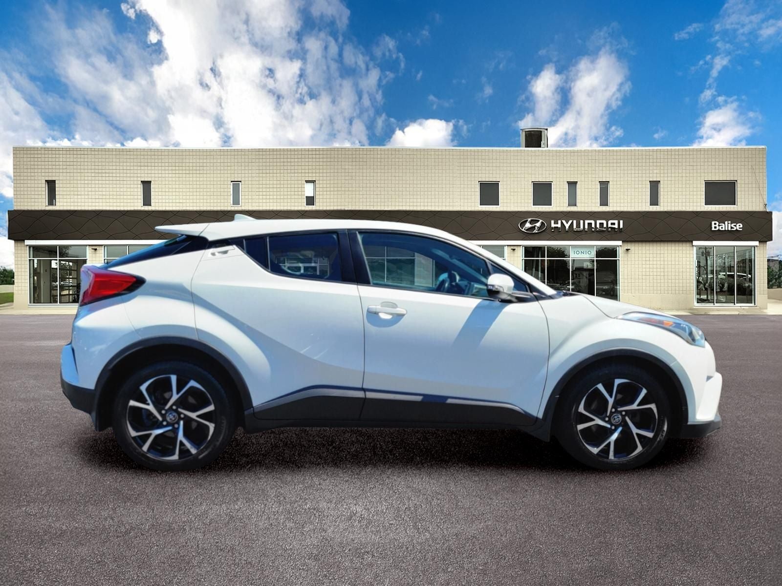 2018 Toyota C-HR — side profile view